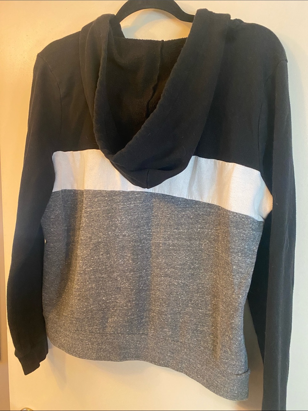PINK Victoria's Secret Colorblock Half-Zip Hoodie - Black, White & Gray - Picture 4 of 4
